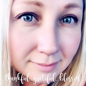 Meet your Posher, Malee